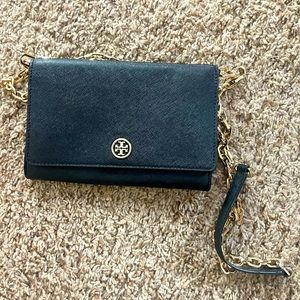 Tory Burch black shoulder bag with gold chain